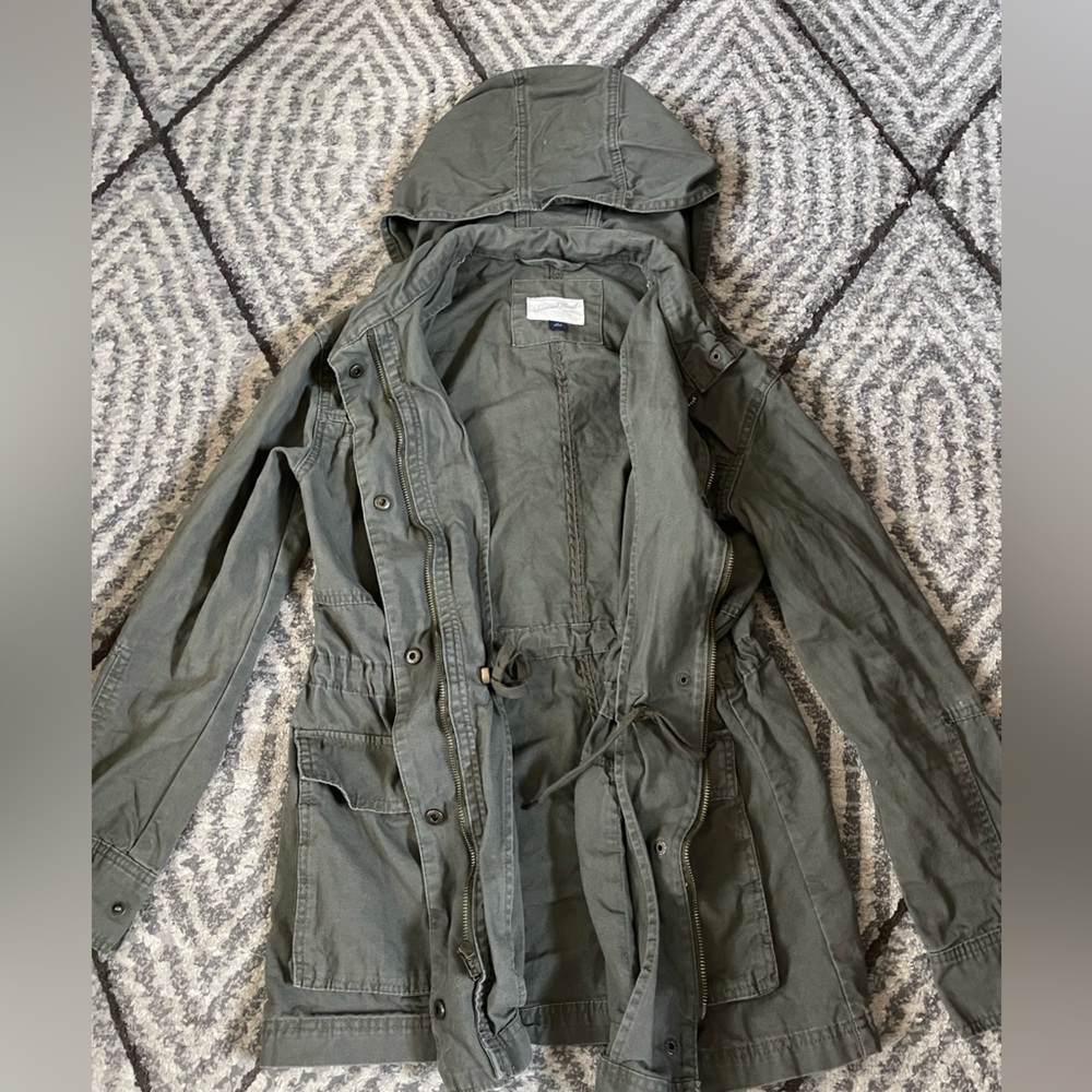 Universal Threads Medium Woman’s Cargo Jacket - image 7